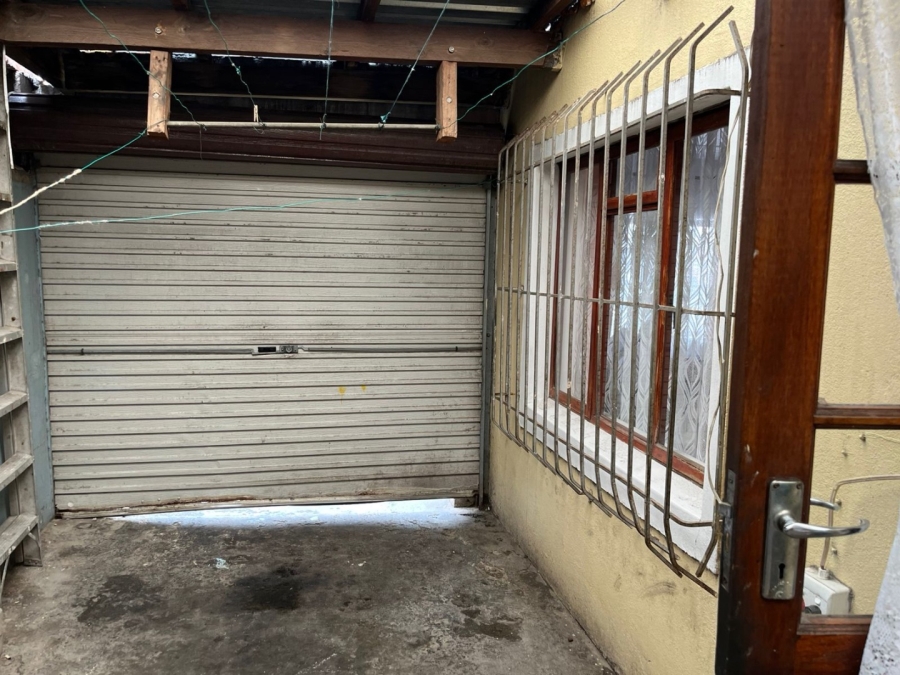  Bedroom Property for Sale in Eastridge Western Cape